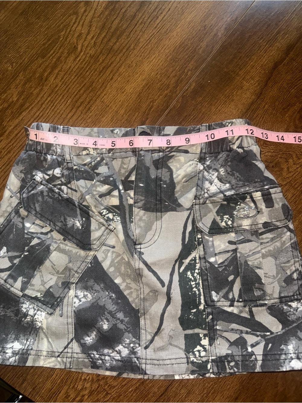Luxe to Kill Camo Mini Skirt Gray Camo Cargo Mini Skirt Utility Pockets NWT - Picture 6 of 7
